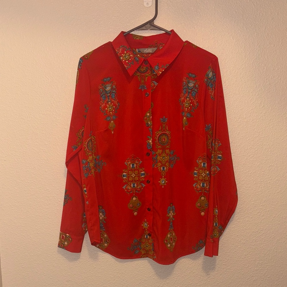 Motto Size 10 Red Medallion Print Button Down Shirt Long Sleeve Lightweight